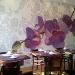 Le Mondon Отель