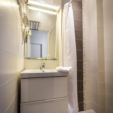 Le Mondon Hotel