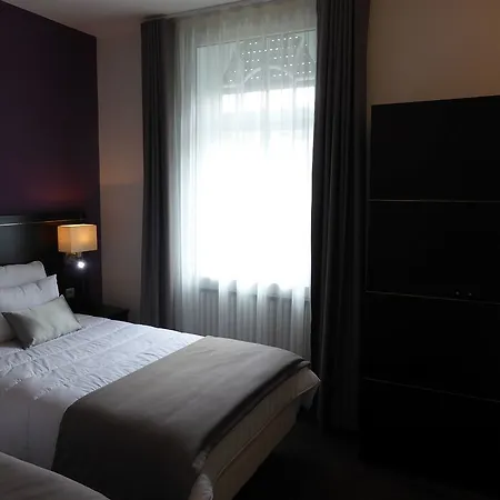 Le Mondon Hotel