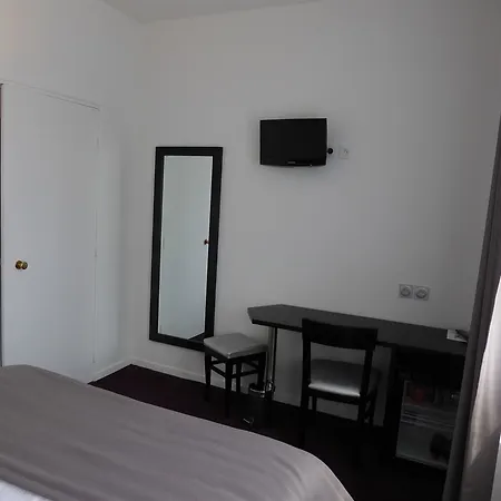 Le Mondon Hotel 3*