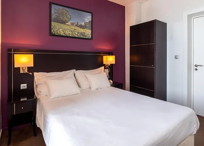 Le Mondon 3* Μετς