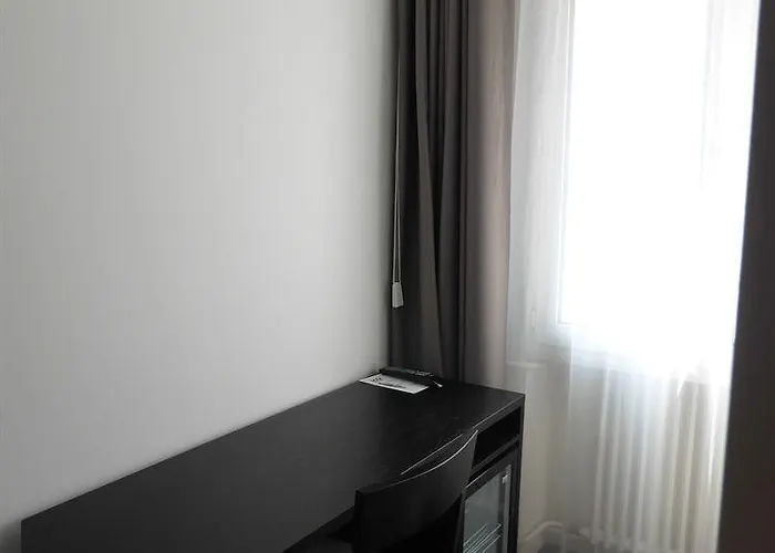 Le Mondon Hotel Mety