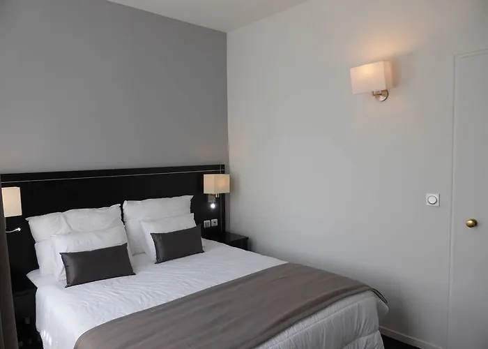 Le Mondon 3* Μετς